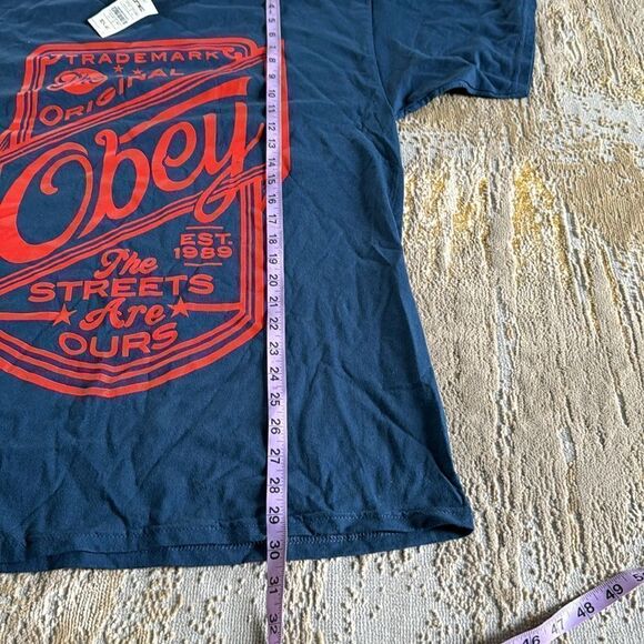 Obey Shirt size L Blue Street Graphic Modern Retro Stretch Logo Skate Crew NWT - Picture 5 of 7